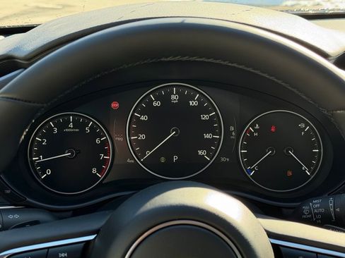 New 2026 MAZDA MAZDA3 Hatchback w/Premium Plus Pkg image 31