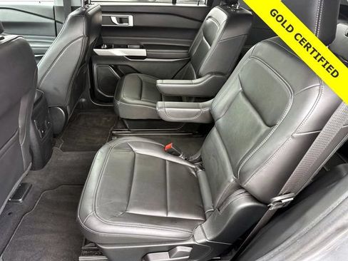 Certified 2024 Ford Explorer XLT w/ Equipment Group 202A AWD/4WD image 7