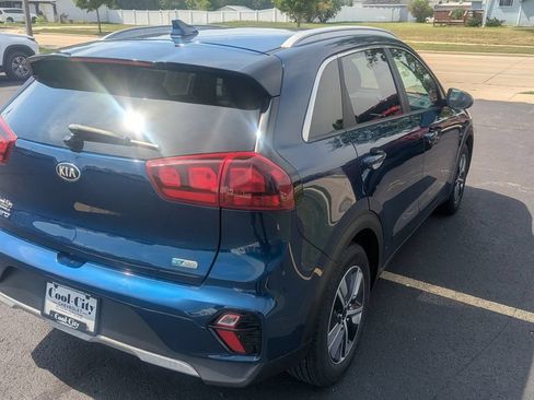 Used 2021 Kia Niro LXS FWD image 6