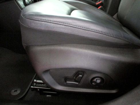 Used 2021 Jeep Renegade Limited w/ Sun & Sound Group image 17