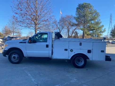 Used 2012 Ford F350 XL w/ PWR Equipment Group image 2