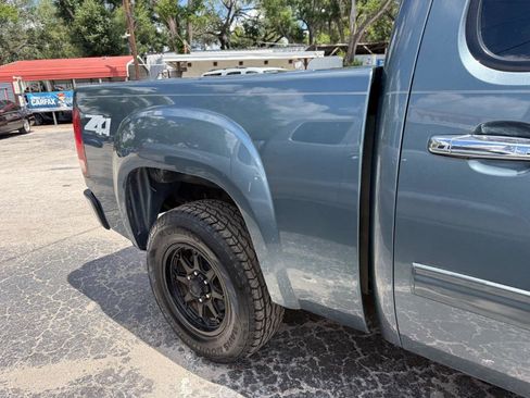 Used 2011 GMC Sierra 1500 SLE w/ Power Tech Package AWD/4WD image 17
