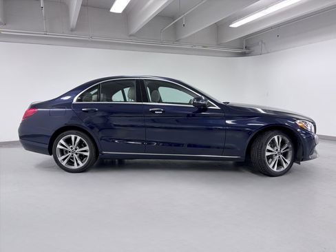 Used 2018 Mercedes-Benz C 300 4MATIC Sedan image 5