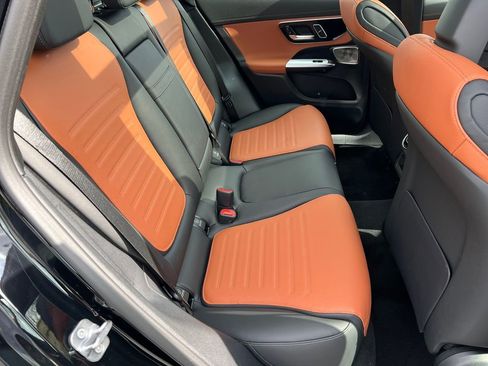 New 2026 Mercedes-Benz GLC 43 AMG 4MATIC image 17