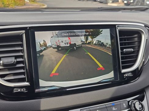 New 2026 Chrysler Voyager LX image 21