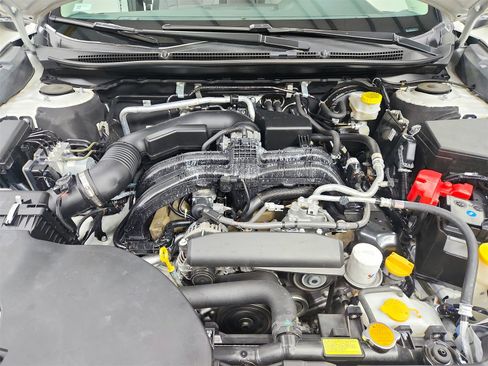 Used 2021 Subaru Outback Premium image 17