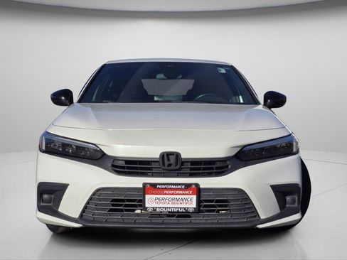 Used 2022 Honda Civic Sport image 3