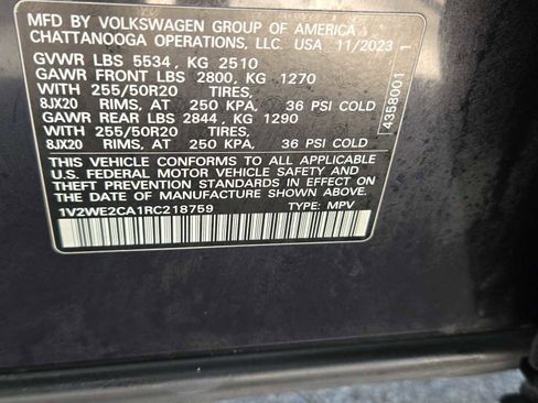 Used 2024 Volkswagen Atlas Cross Sport SE image 35