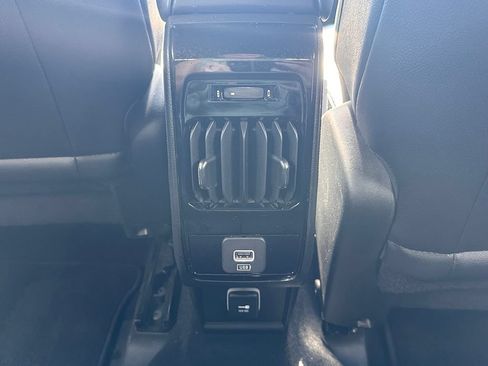 Used 2024 Jeep Compass Limited AWD/4WD image 48