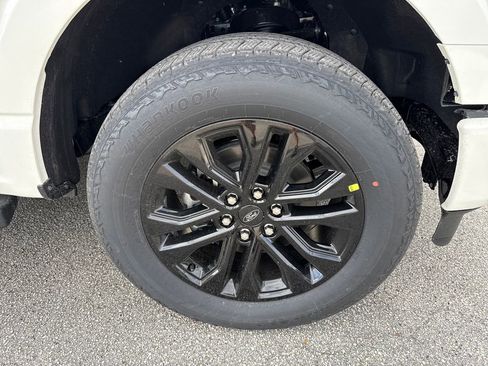 New 2025 Ford F150 Lariat w/ Equipment Group 501A Mid image 12