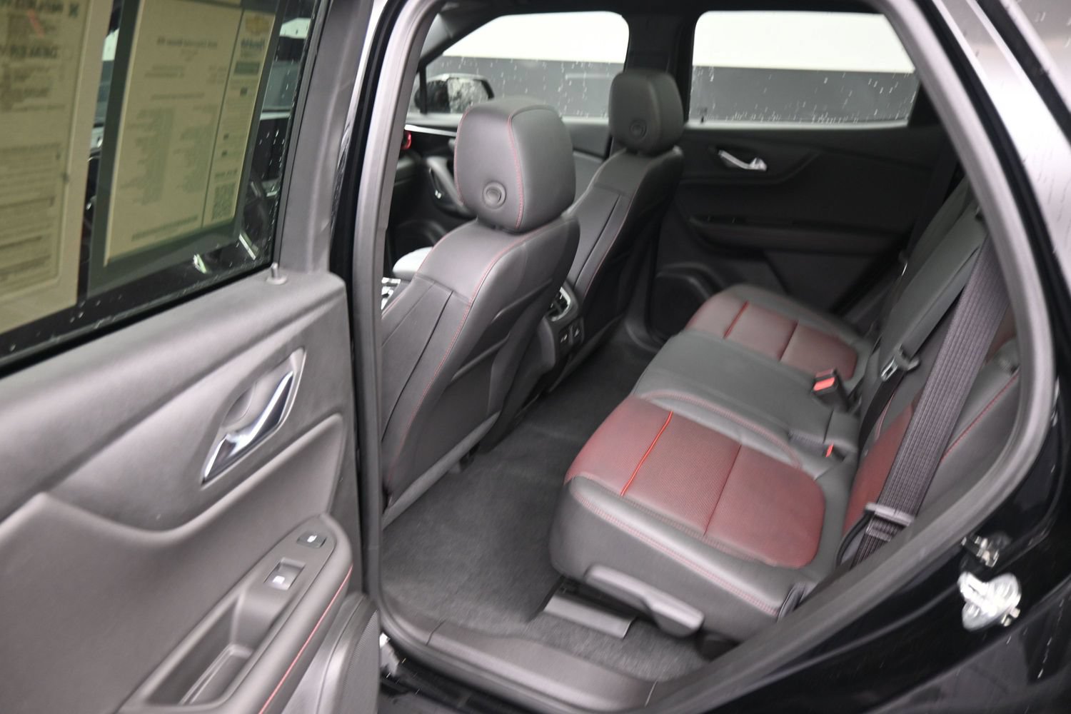 Used 2025 Chevrolet Blazer RS w/ Driver Confidence II Package FWD image 18