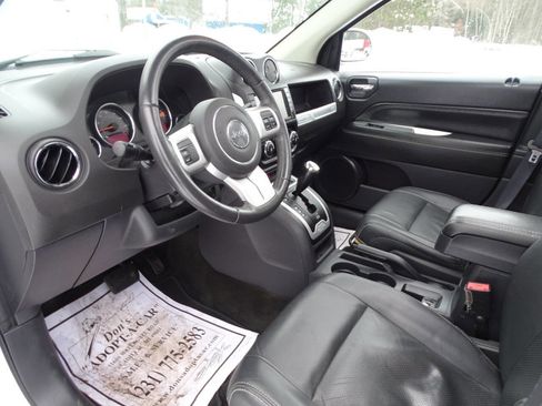 Used 2016 Jeep Compass High Altitude image 12