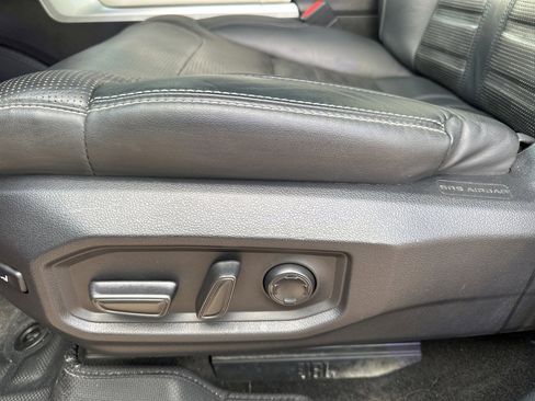 Used 2023 Toyota Tundra Capstone image 17