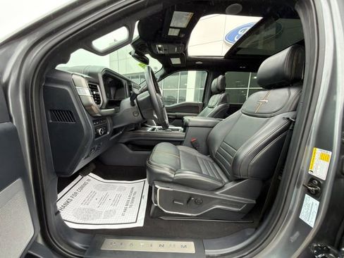 Used 2024 Ford F450 Platinum w/ FX4 Off-Road Package image 27