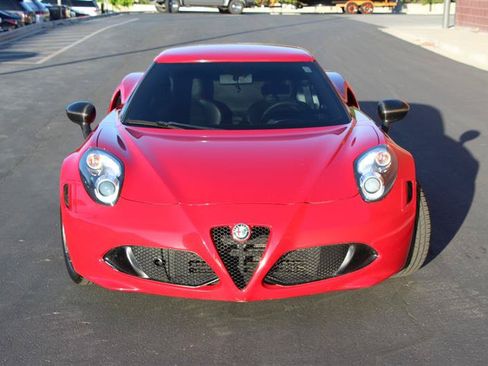Used 2015 Alfa Romeo 4C Launch Edition w/ Convenience Group RWD image 3