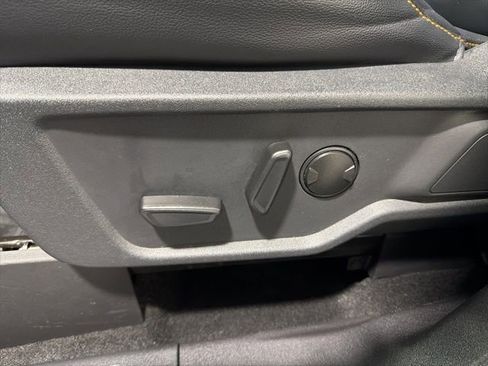 Used 2023 Ford Bronco Badlands w/ Sasquatch Package image 12