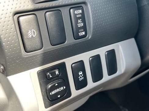 Used 2013 Toyota Tacoma PreRunner w/ TRD Sport Pkg image 29