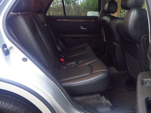 Used 2008 Cadillac SRX AWD w/ Utility Package image 30