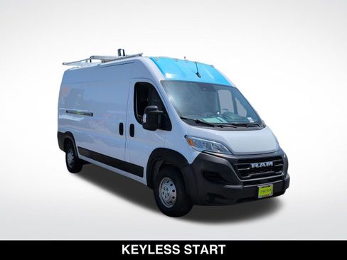 Used 2023 RAM ProMaster 2500 FWD image 2