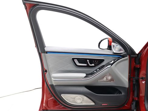 Used 2021 Mercedes-Benz Maybach S 580 4MATIC image 12