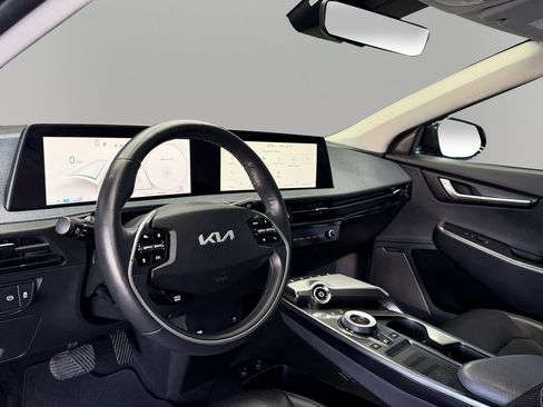 Used 2022 Kia EV6 Wind w/ Wind Technology Package AWD/4WD image 16