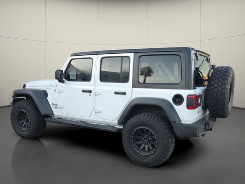 Used 2018 Jeep Wrangler Unlimited Sport S image 6