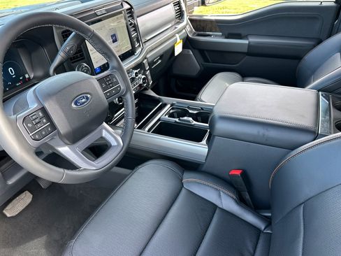 New 2026 Ford F350 Lariat w/ Black Appearance Package AWD/4WD image 9