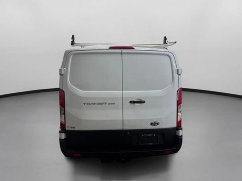 Used 2022 Ford Transit 250 Low Roof RWD image 8