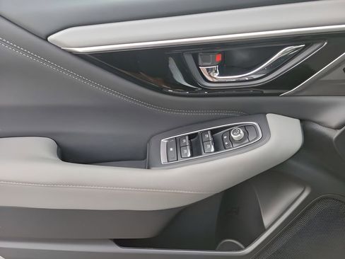 Used 2020 Subaru Outback Limited w/ Popular Package #2 image 16