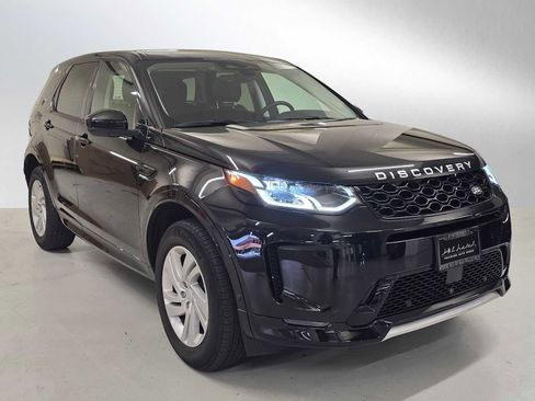 Used 2025 Land Rover Discovery Sport S image 7