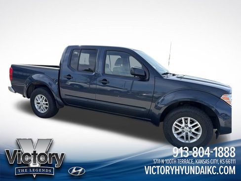 Used 2019 Nissan Frontier SV RWD image 4