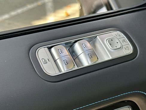 Used 2025 Mercedes-Benz G 580 w/ EQ Technology image 13
