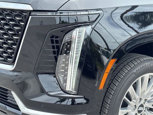 New 2026 Cadillac Escalade Luxury AWD/4WD image 14