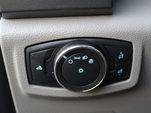 Used 2020 Ford F250 XLT AWD/4WD image 24