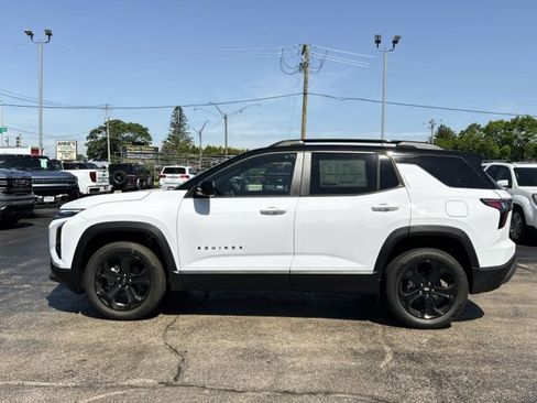 New 2026 Chevrolet Equinox LT w/ Convenience Package II AWD/4WD image 7