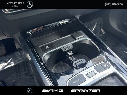 Used 2026 Mercedes-Benz GLB 250 image 25