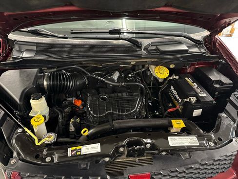 Used 2019 Dodge Grand Caravan GT image 70