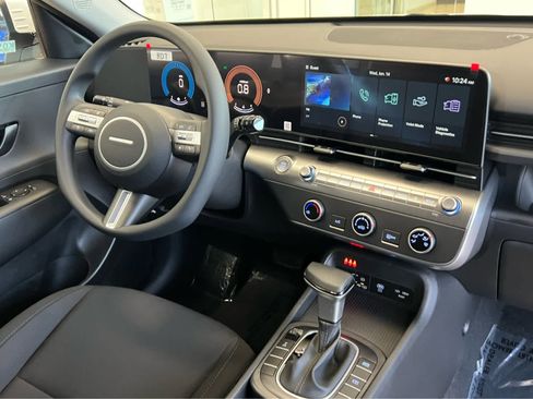 New 2026 Hyundai Kona SE image 20