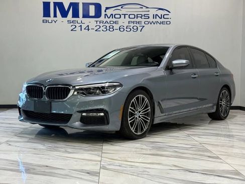Used 2018 BMW 540i w/ M Sport Package RWD image 2