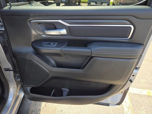 Used 2025 RAM 1500 Big Horn AWD/4WD image 9