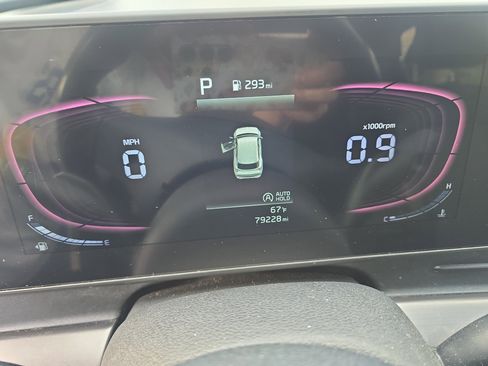 Used 2023 Kia Sportage EX image 16