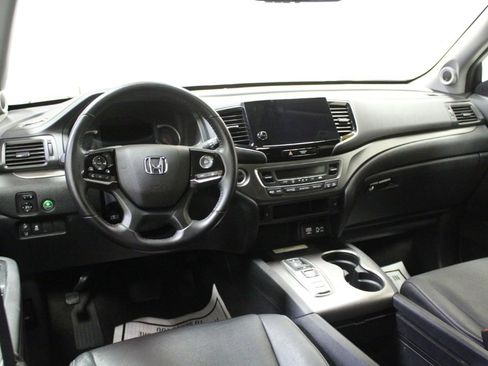 Used 2022 Honda Pilot Special Edition image 9