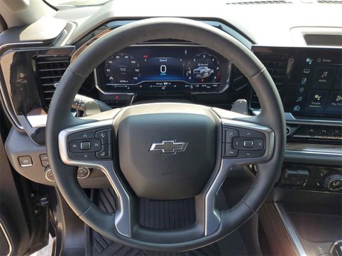 Used 2024 Chevrolet Silverado 1500 LT Trail Boss w/ LT Trail Boss Premium Package image 25