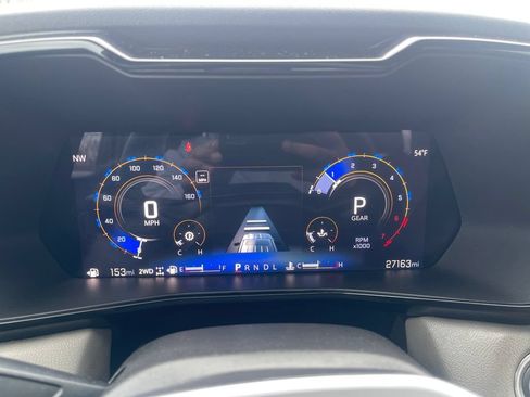 Used 2024 Chevrolet Colorado ZR2 w/ ZR2 Convenience Package III AWD/4WD image 27