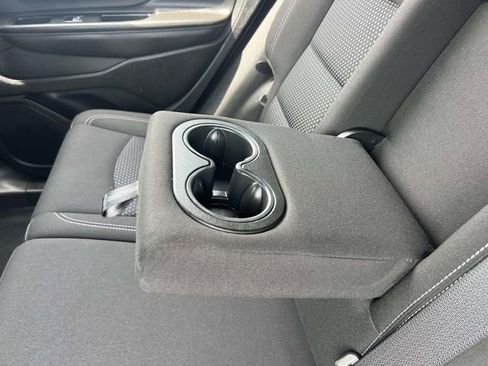 Used 2023 GMC Terrain SLE w/ Driver Convenience Package image 12