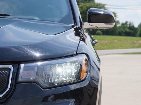 Used 2022 Jeep Compass Limited AWD/4WD image 10