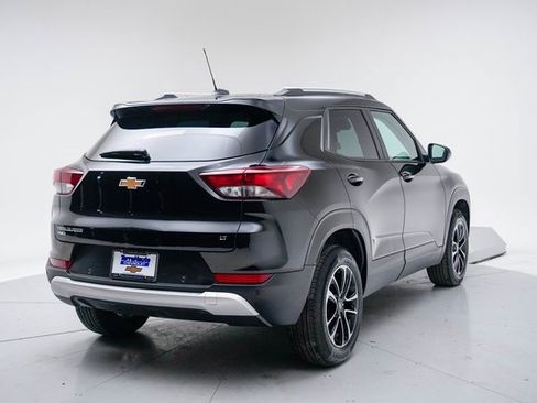 Used 2024 Chevrolet TrailBlazer LT w/ Convenience Package image 10