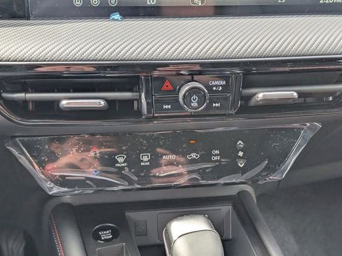 New 2026 Nissan Kicks SR FWD image 26