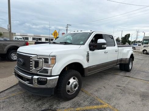 Used 2021 Ford F350 King Ranch w/ King Ranch Ultimate Package AWD/4WD image 2