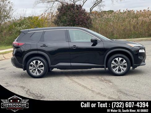 Used 2021 Nissan Rogue SV AWD/4WD image 9